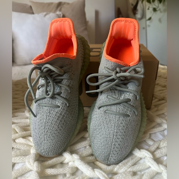 Instagram Yeezy Desert Sage Outfit Yeezy 350 Desert Sage On Feet